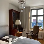 Altes Pfarrhaus Kurort Gohrisch - - Gartensauna - Parkplaetze Lejlighed