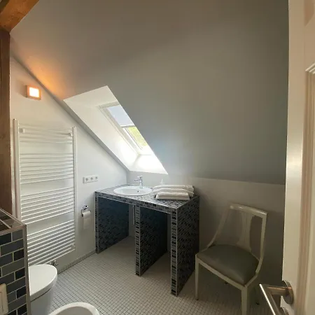Ferienparadies Im Alten Pfarrhaus - Fewos Fuer 2 - 6 Personen - Gartensauna - Parkplaetze