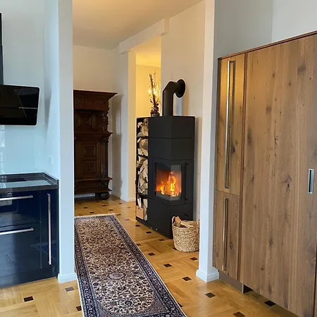 Ferienparadies Im Alten Pfarrhaus - Fewos Fuer 2 - 6 Personen - Gartensauna - Parkplaetze * Papstdorf
