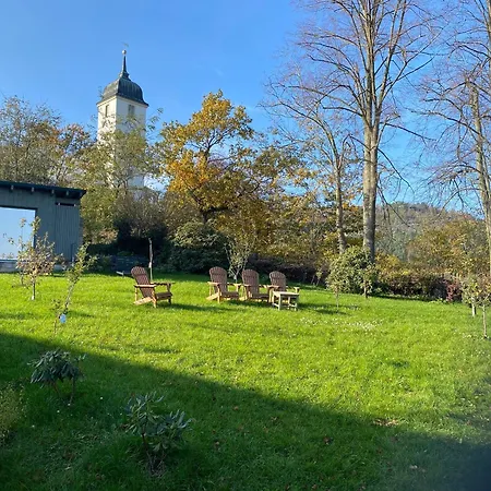 Apartamento Ferienparadies Im Alten Pfarrhaus - Fewos Fuer 2 - 6 Personen - Gartensauna - Parkplaetze Papstdorf
