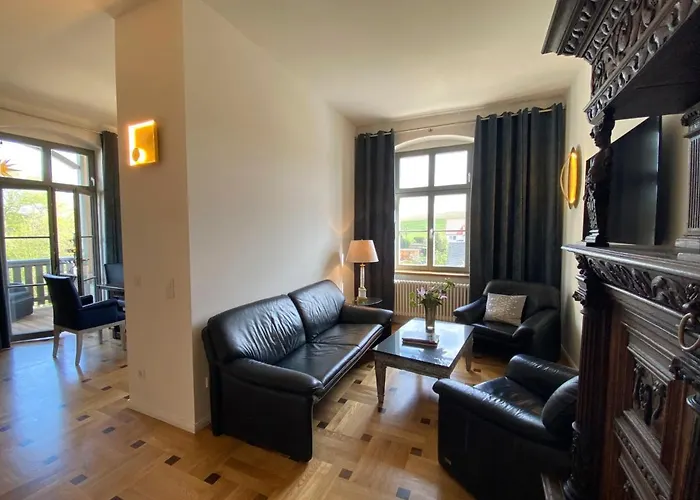 Altes Pfarrhaus * Papstdorf