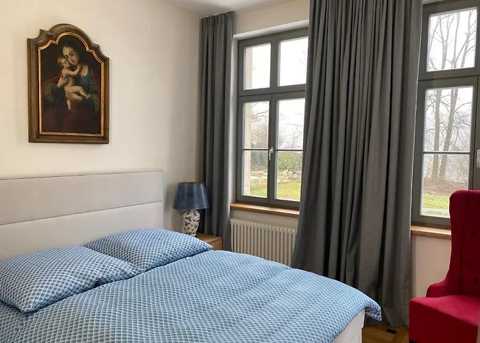 Altes Pfarrhaus * Papstdorf